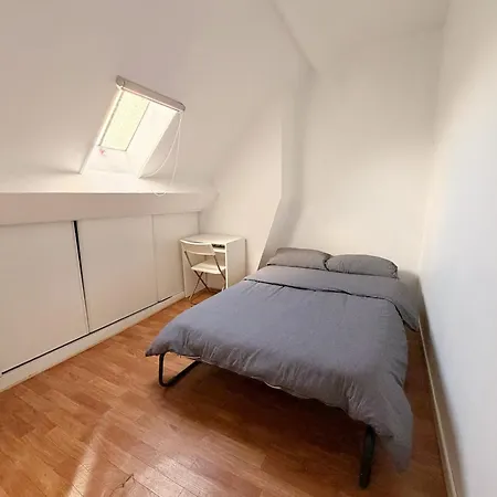 Cozy Chatelet Apartment *